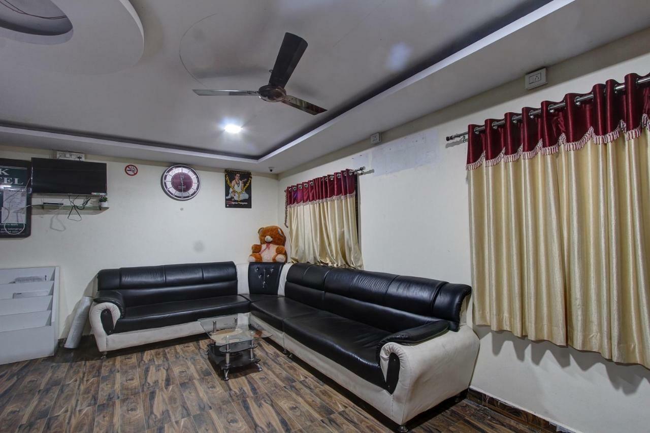 Collection O 38566 Mk Hotel And Lodge Gulbarga Esterno foto